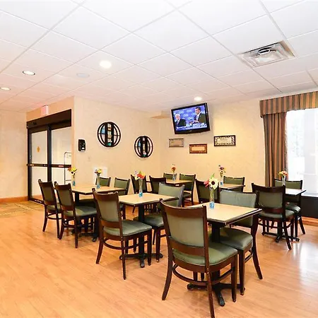 Best Western Plus University Inn 